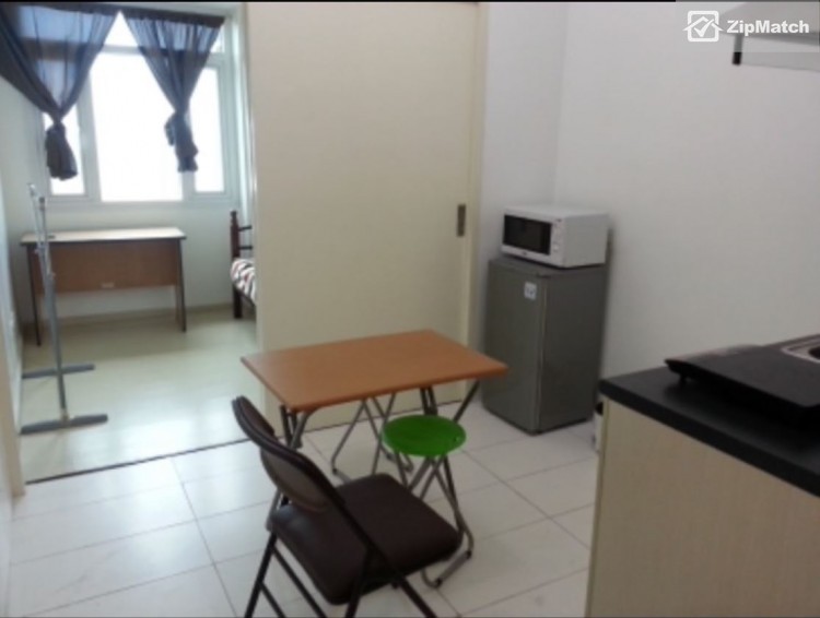                                     0
                                 Studio Type Condominium Unit For Sale in The Exchange Regency big photo 4