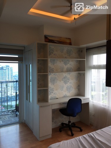                                     2 Bedroom
                                 2 Bedroom Condominium Unit For Rent in The Trion Towers big photo 3