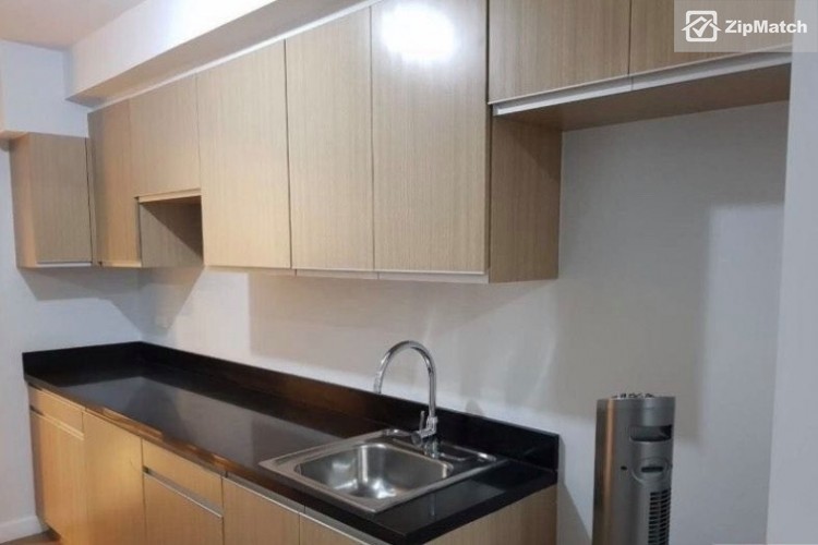                                     0
                                 Studio Type Condominium Unit For Sale in The Maridien big photo 2