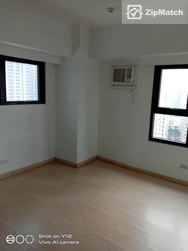                                     3 Bedroom
                                 3 Bedroom Condominium Unit For Sale in The Fort Residences big photo 4