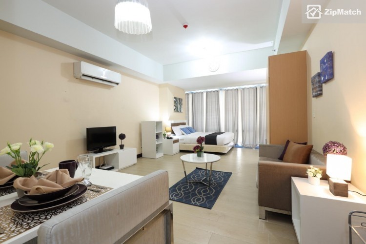                                     0
                                 Studio Type Condominium Unit For Sale in Two Central big photo 8