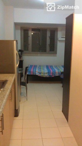                                     1 Bedroom
                                 1 Bedroom Condominium Unit For Sale in The Grand Towers big photo 2