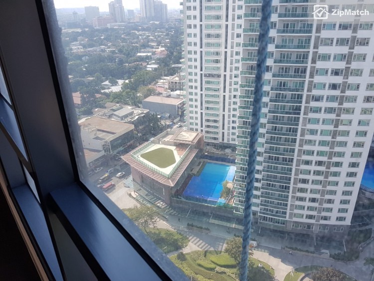                                     1 Bedroom
                                 1 Bedroom Condominium Unit For Sale in Garden Towers big photo 5