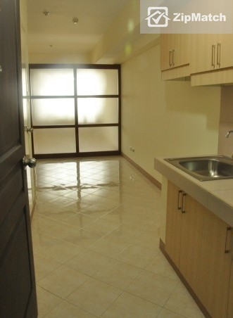                                     1 Bedroom
                                 1 Bedroom Condominium Unit For Sale in Pines Peak Tower big photo 5