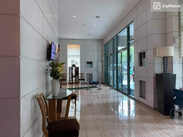                                     2 Bedroom
                                 2 Bedroom Condominium Unit For Sale in Soho Central big photo 3