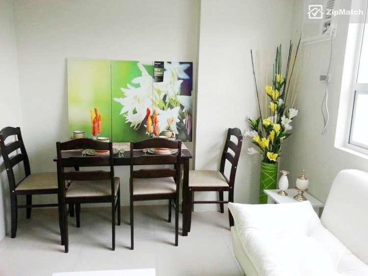                                     2 Bedroom
                                 2 Bedroom Condominium Unit For Sale in Gilmore Tower big photo 1