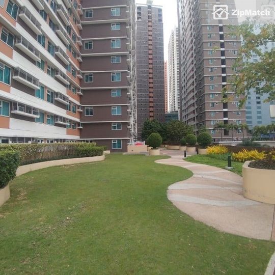                                     1 Bedroom
                                 1 Bedroom Condominium Unit For Sale in One Gateway Place big photo 5