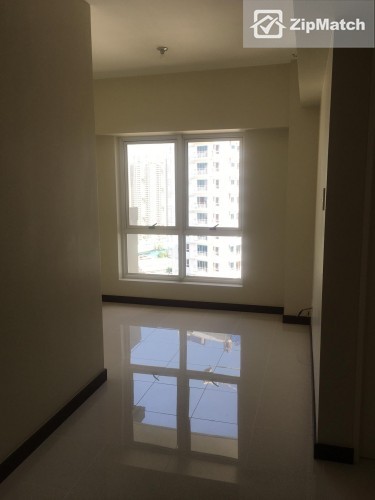                                     1 Bedroom
                                 1 Bedroom Condominium Unit For Sale in Sheridan Towers big photo 1