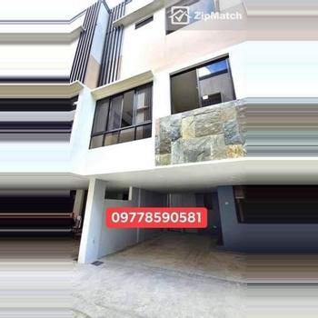 3 Bedroom Townhouse For Sale in 3 Storey Townhouse for sale in Don Antonio Heights Commonwealth Quezon City