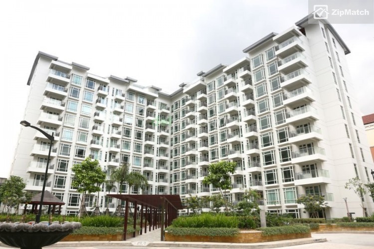                                     3 Bedroom
                                 3 Bedroom Condominium Unit For Sale in Parkside Villas big photo 1