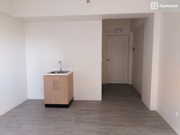                                     0
                                 Studio Type Condominium Unit For Sale in Amaia Steps Sucat big photo 6