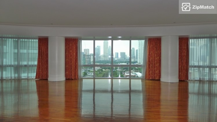                                     3 Bedroom
                                 3 Bedroom Condominium Unit For Sale in Rizal Tower big photo 1