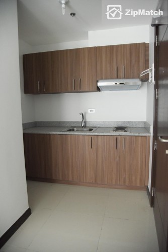                                     0
                                 Studio Type Condominium Unit For Sale in Chimes Greenhills big photo 6