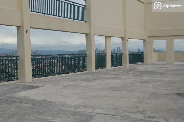                                     0
                                 Studio Type Condominium Unit For Sale in Crown Tower University Belt big photo 6