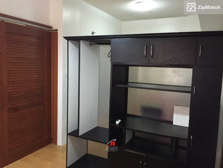                                     1 Bedroom
                                 1 Bedroom Condominium Unit For Sale in One Orchard Road big photo 3