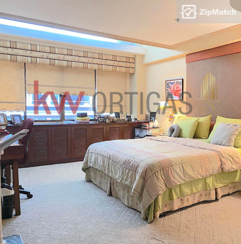                                     3 Bedroom
                                 3 Bedroom Condominium Unit For Sale in Parc Regent big photo 1