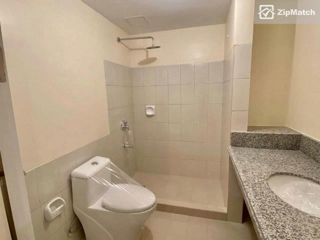                                     2 Bedroom
                                 2 Bedroom Condominium Unit For Sale in Cypress Towers big photo 15