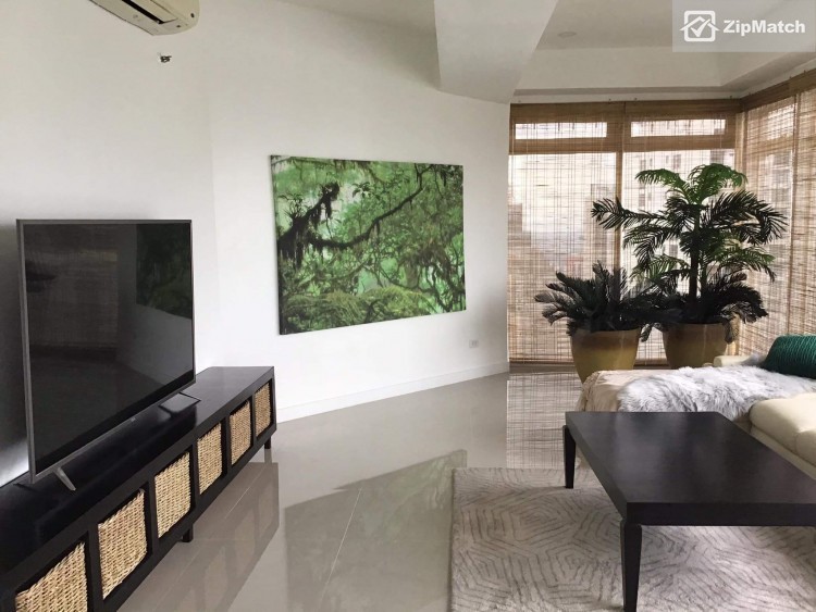                                     3 Bedroom
                                 3 Bedroom Condominium Unit For Sale in The Salcedo Park Twin Towers big photo 4