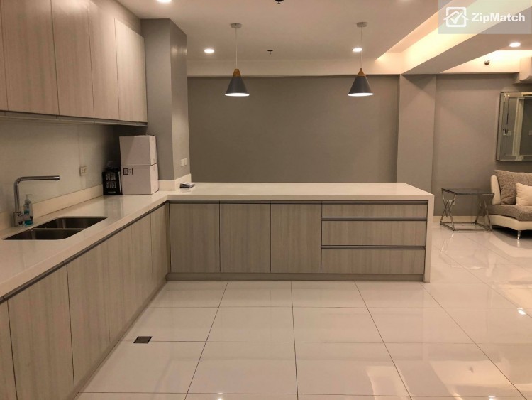                                     3 Bedroom
                                 3 Bedroom Condominium Unit For Sale in Renaissance 2000 big photo 5