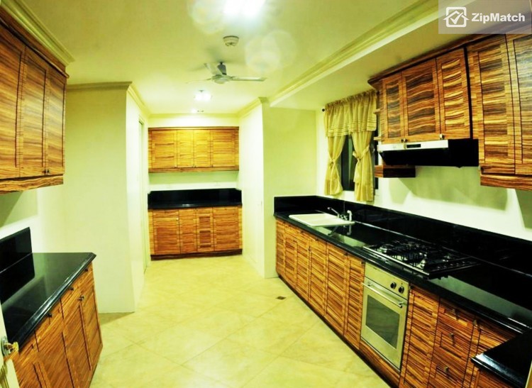                                     4 Bedroom
                                 4 Bedroom Condominium Unit For Sale in Fraser Place big photo 4