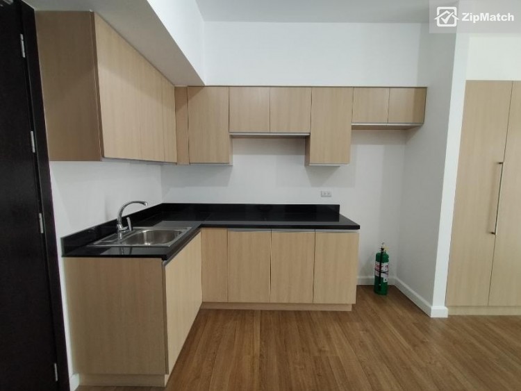                                     0
                                 Studio Type Condominium Unit For Sale in The Veranda big photo 7