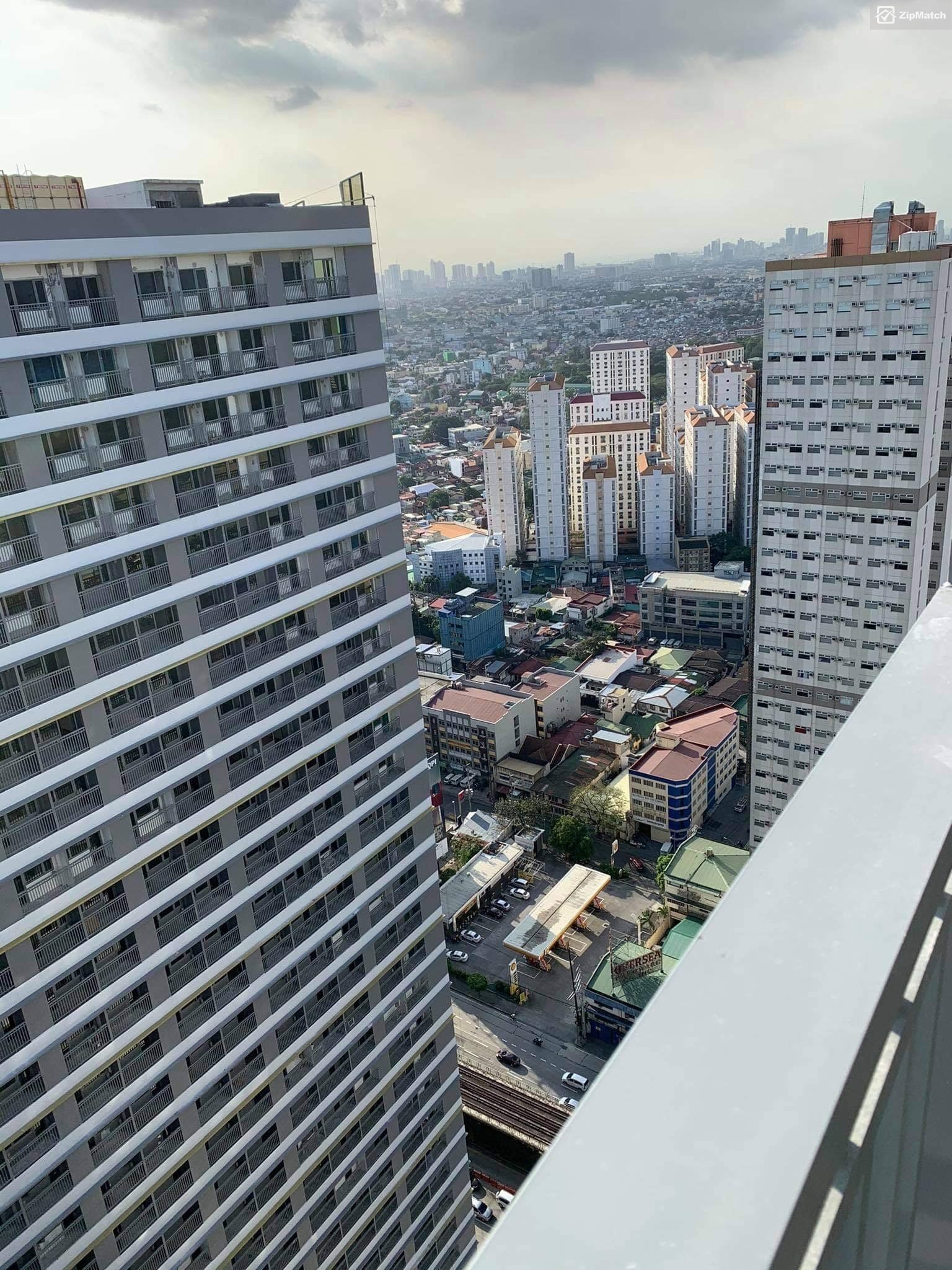                                     1 Bedroom
                                 1 Bedroom Condominium Unit For Rent in Fame Residences big photo 7