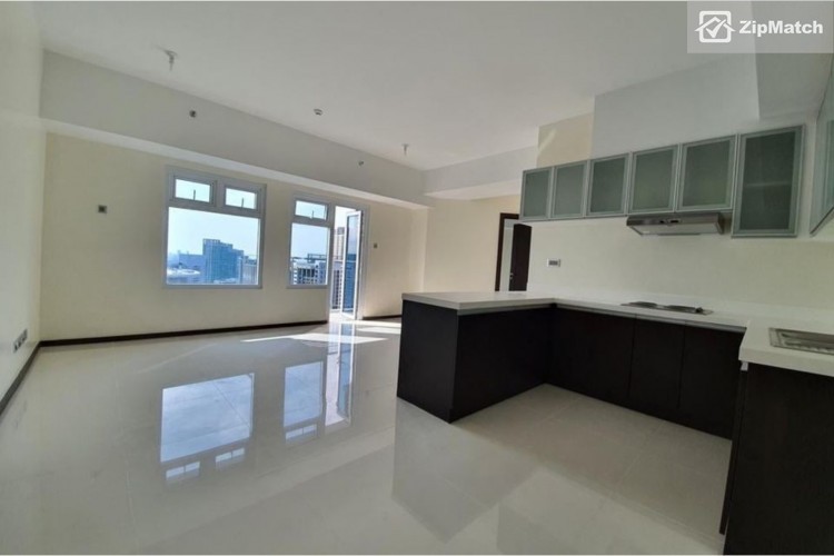                                     3 Bedroom
                                 3 Bedroom Condominium Unit For Sale in The Trion Towers big photo 6