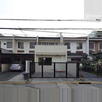4 Bedroom House and Lot For Sale in BF Hmoes Las Pinas