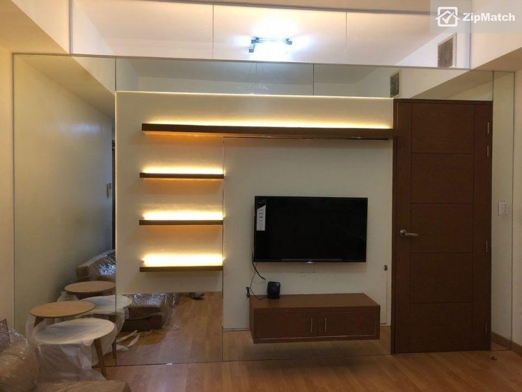                                     0
                                 Studio Type Condominium Unit For Sale in Icon Plaza big photo 5