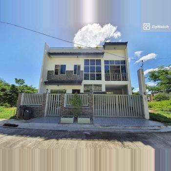 5 Bedroom House and Lot For Sale in Le Grand Heights Subdivision