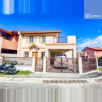 4 Bedroom House and Lot For Sale in bf resort village