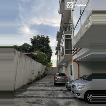 4 Bedroom Townhouse For Sale in Horseshoe Residences