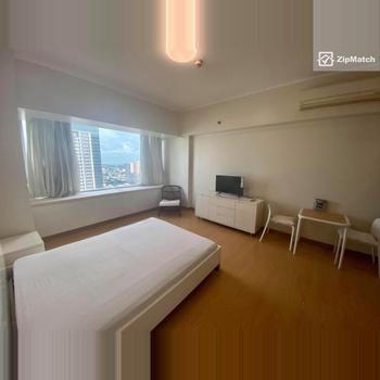 1 Bedroom Condominium Unit For Sale in St. Francis Shangri-La Place
