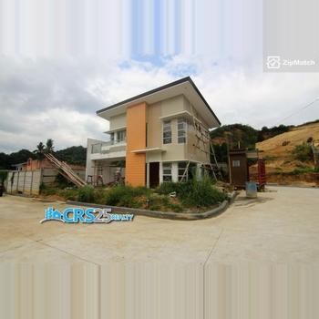 4 Bedroom House and Lot For Sale in 88 Summer Breeze