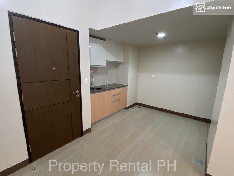                                     0
                                 Studio Type Condominium Unit For Sale in San Antonio Residence big photo 4