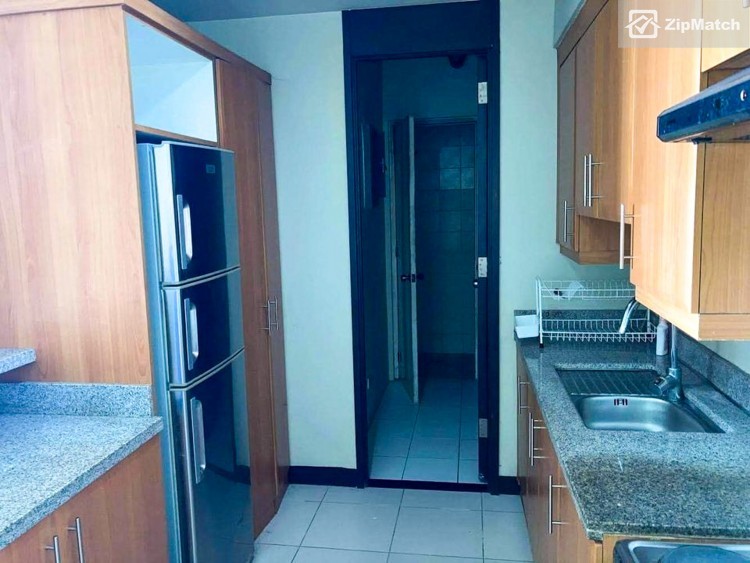                                     2 Bedroom
                                 2 Bedroom Condominium Unit For Sale in Fairways Tower big photo 6