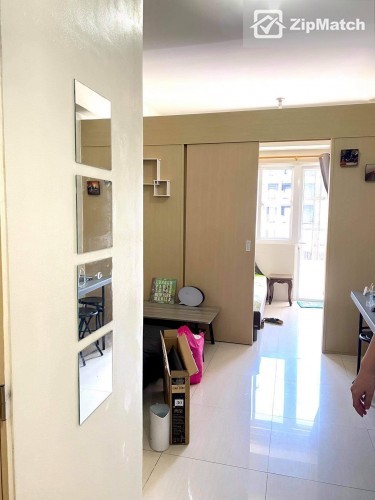                                     1 Bedroom
                                 1 Bedroom Condominium Unit For Sale in Field Residences big photo 9