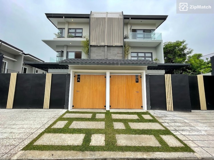                                     4 Bedroom
                                 4 Bedroom House and Lot For Sale in fort bonifacio big photo 1