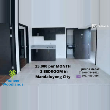 2 Bedroom Condominium Unit For Sale in Pioneer Woodlands
