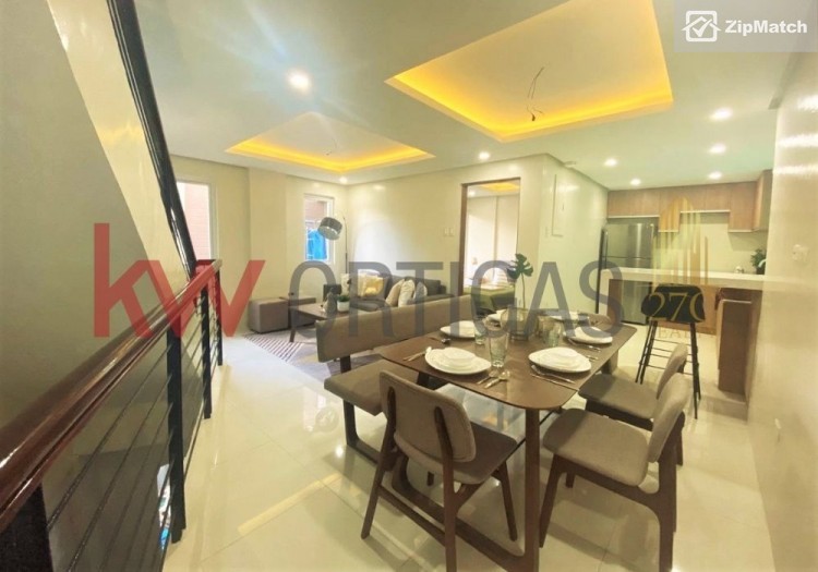                                     4 Bedroom
                                 4 Bedroom Townhouse For Sale in UP Village big photo 3