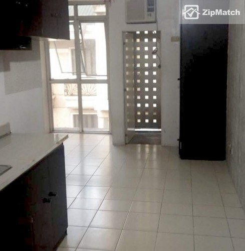                                     0
                                 Studio Type Condominium Unit For Sale in Diamond Tower Condominium big photo 6