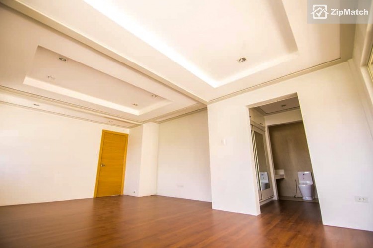                                     5 Bedroom
                                 5 Bedroom House and Lot For Sale in BF Homes Quezon City big photo 32