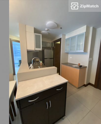                                     2 Bedroom
                                 2 Bedroom Condominium Unit For Sale in Three Central big photo 10