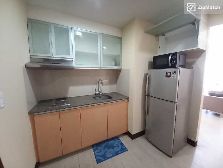                                     0
                                 Studio Type Condominium Unit For Rent in Two Central big photo 4