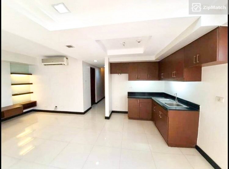                                     3 Bedroom
                                 3 Bedroom Condominium Unit For Sale in Rosewood Pointe big photo 2