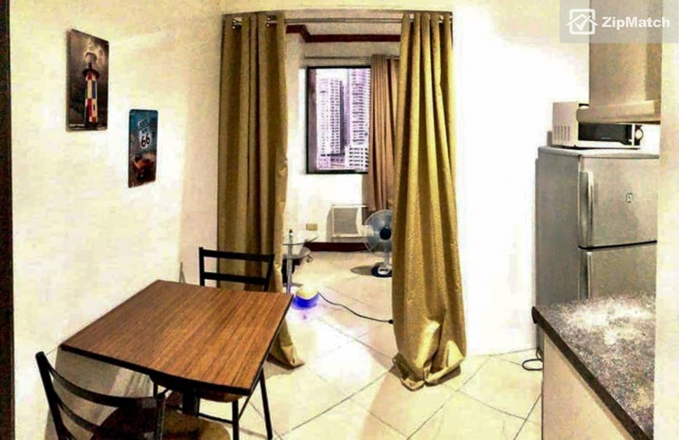                                     0
                                 Studio Type Condominium Unit For Sale in The Palm Towers big photo 7