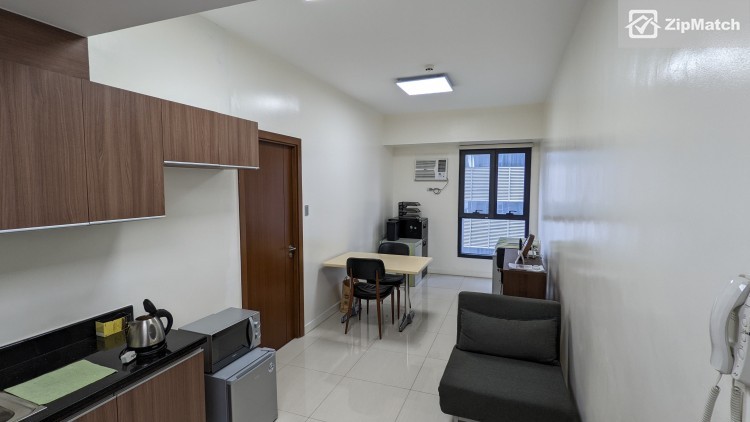                                     1 Bedroom
                                 1 Bedroom Condominium Unit For Sale in The Sapphire Bloc big photo 4