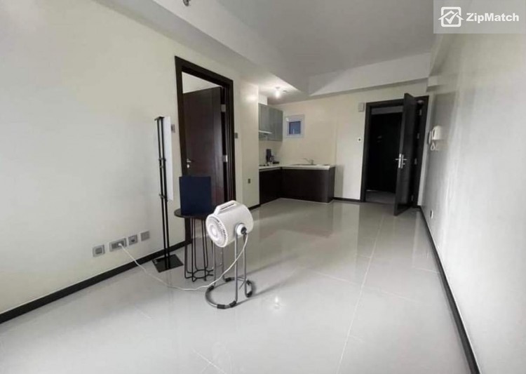                                     1 Bedroom
                                 1 Bedroom Condominium Unit For Sale in The Trion Towers big photo 1