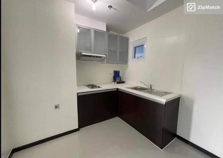                                     1 Bedroom
                                 1 Bedroom Condominium Unit For Sale in The Trion Towers big photo 4