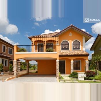 5 Bedroom House and Lot For Sale in Ponticelli Daang Hari